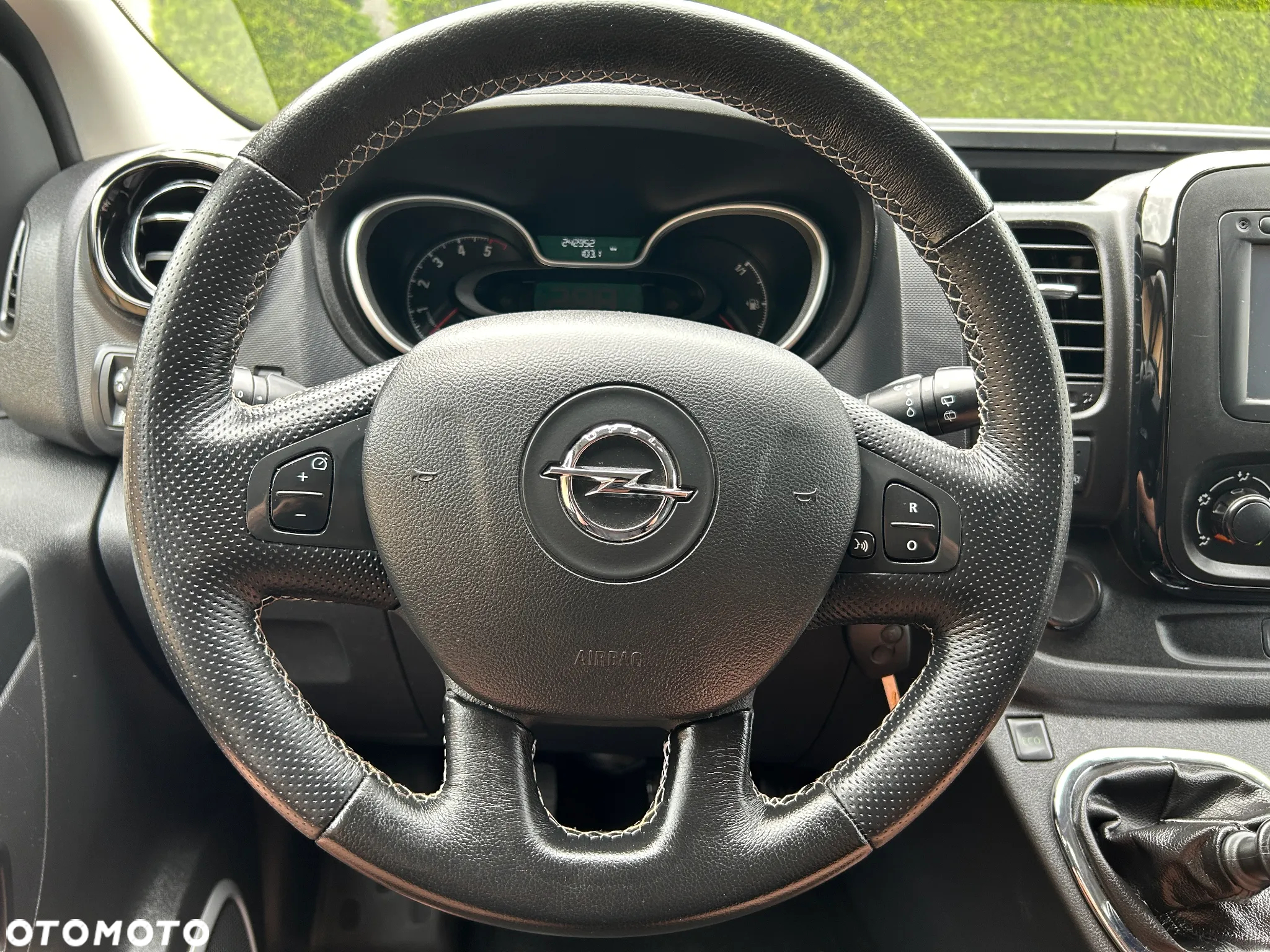 Opel Vivaro L2H1 2,9t Edition Business - 22