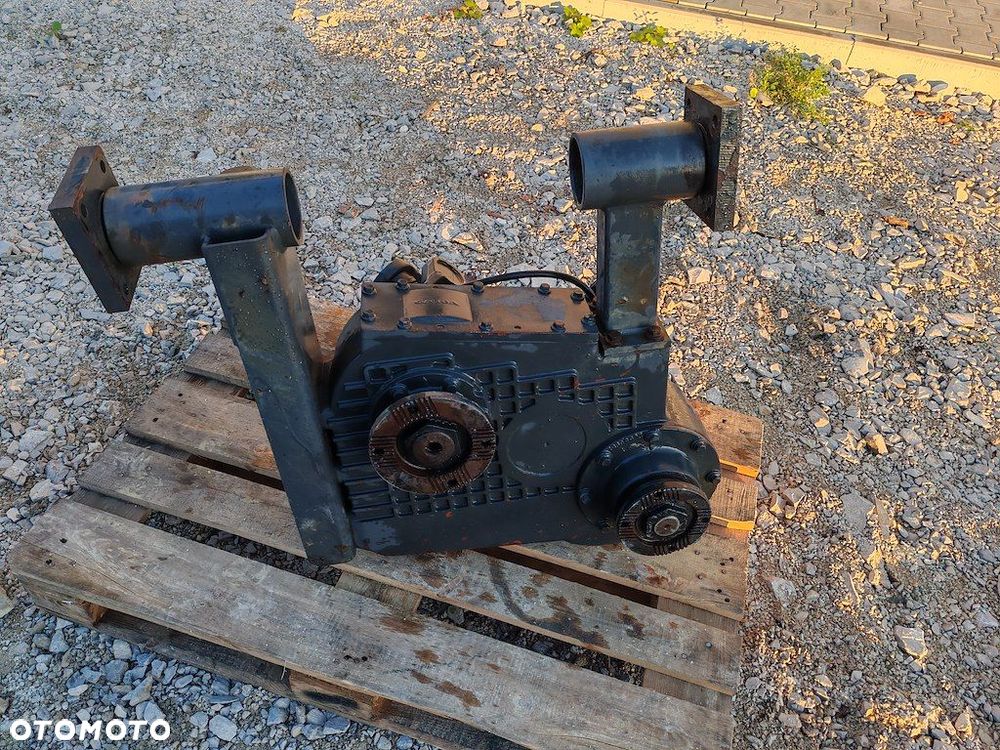 SKRZYNIA ROZDZIELCZA 4X4 6X4 8X4 VOLVO FH FM FMX VT2501TB-B 1,040:1 - 1