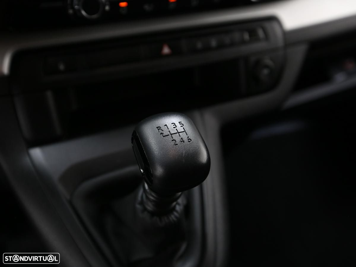 Toyota Proace Verso 1.5 D-4D L2 1.2T Comfort 9L PDL - 19