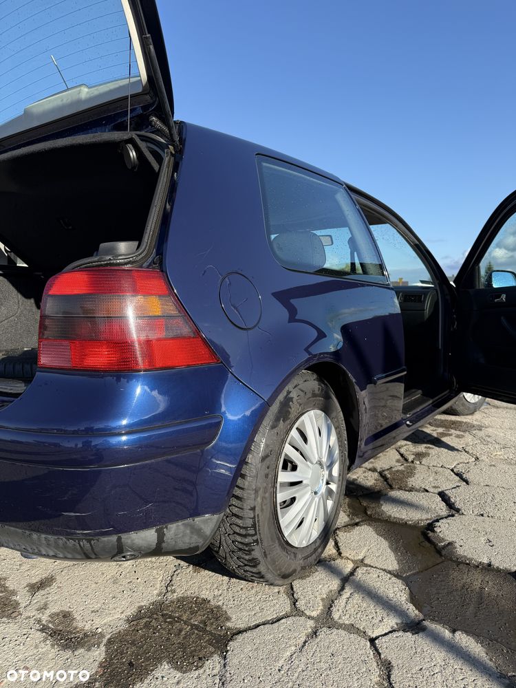 Volkswagen Golf 1998 photo 3