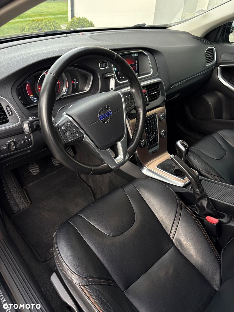 Volvo V40 Cross Country D3 Summum - 12