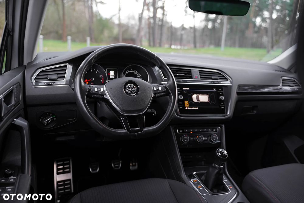 Volkswagen Tiguan - 19