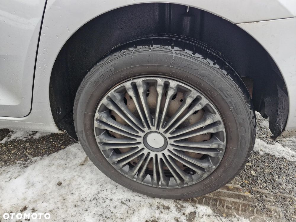 Skoda RAPID 1.6 TDI DPF Active - 6