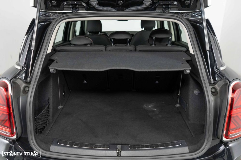 MINI Countryman Cooper SE ALL4 Auto - 12