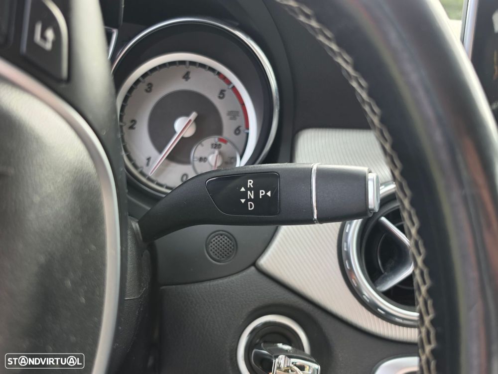 Mercedes-Benz GLA 200 CDI Urban Aut. - 23