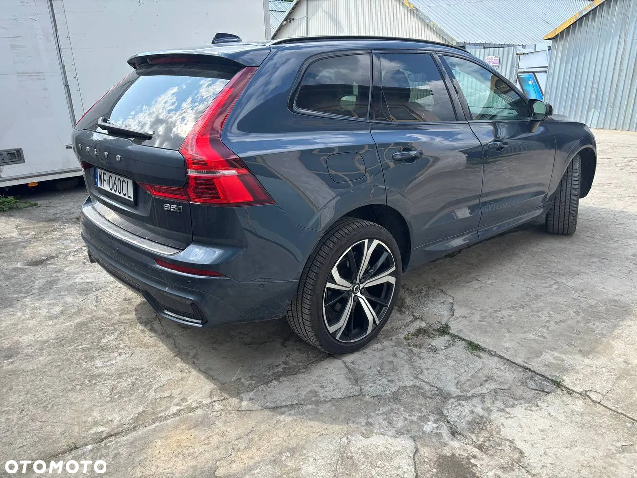 Volvo XC 60 B5 B AWD Ultra Black Edition - 6