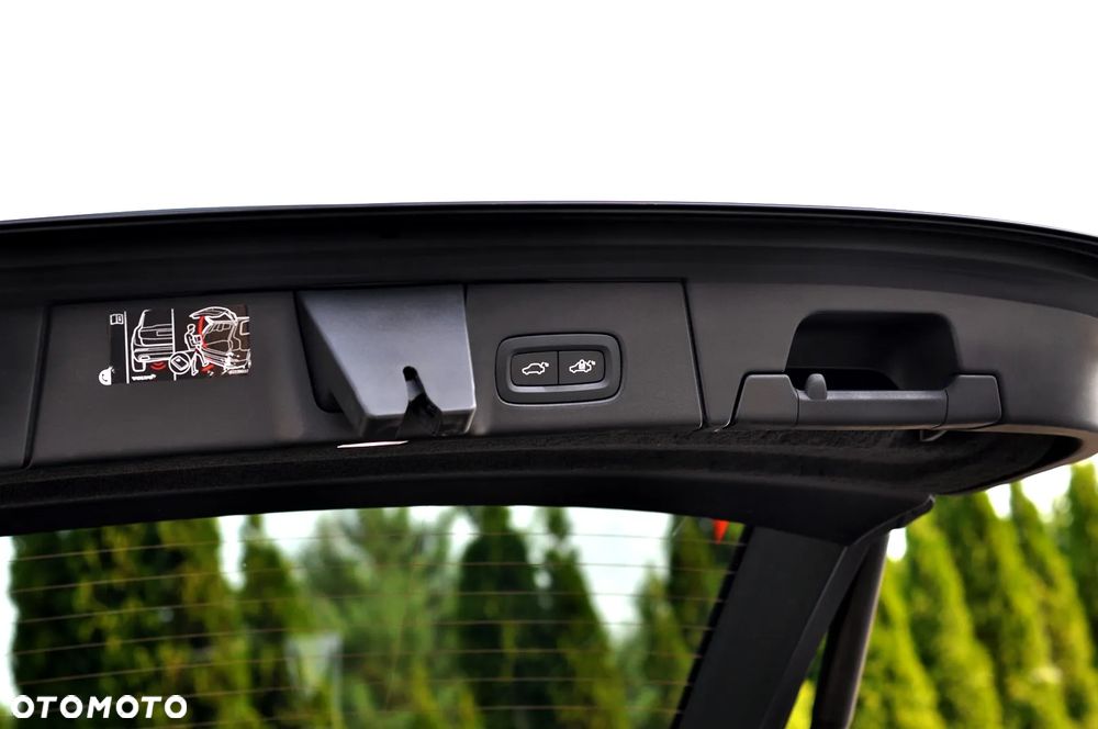 Volvo V90 B4 D Inscription - 15