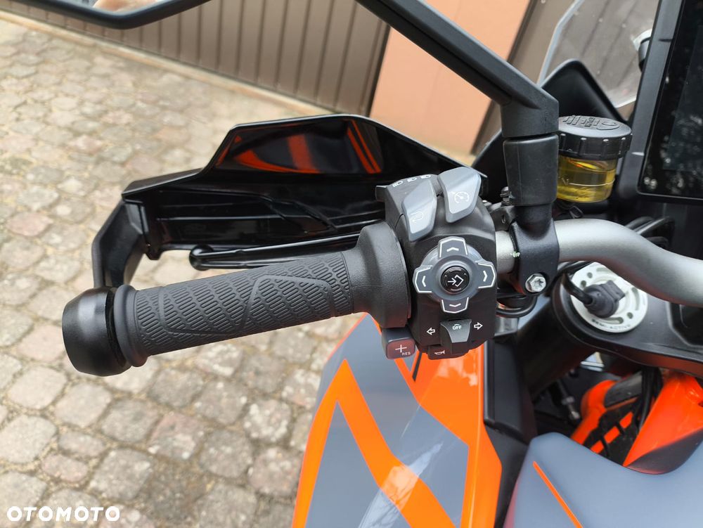 KTM Super Duke - 10