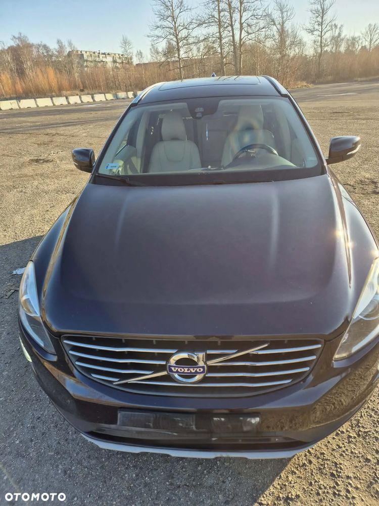 Volvo XC 60 - 8