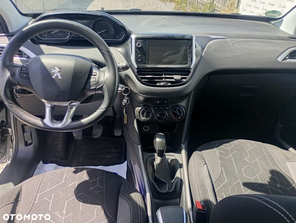 Peugeot 2008 PureTech 82 Active - 8