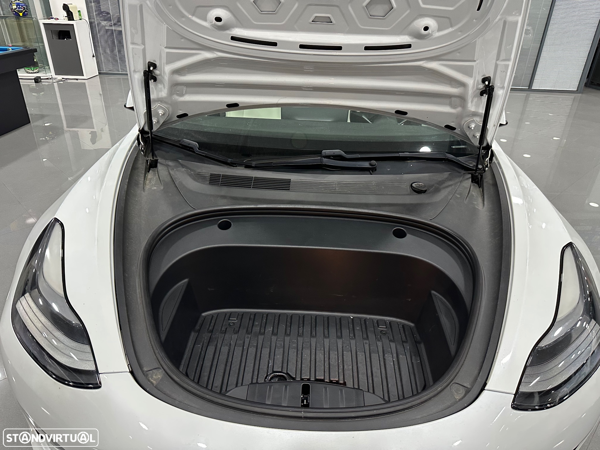 Tesla Model 3 Performance Dual Motor AWD - 18