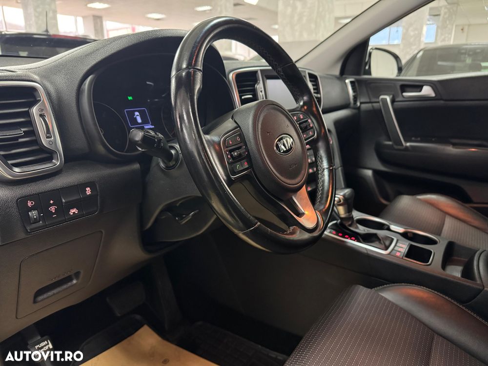 Kia Sportage 2.0 CRDI 4WD Automatik Dream-Team Edition - 10