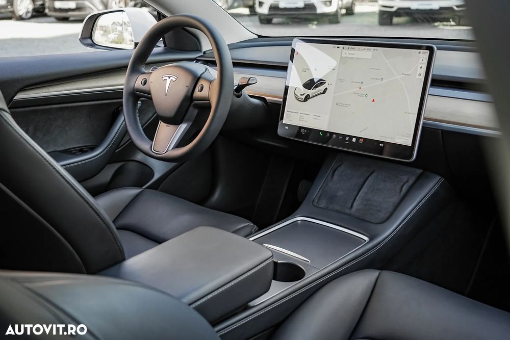 Tesla Model 3 Standard Reichweite Plus Hinterradantrieb - 20