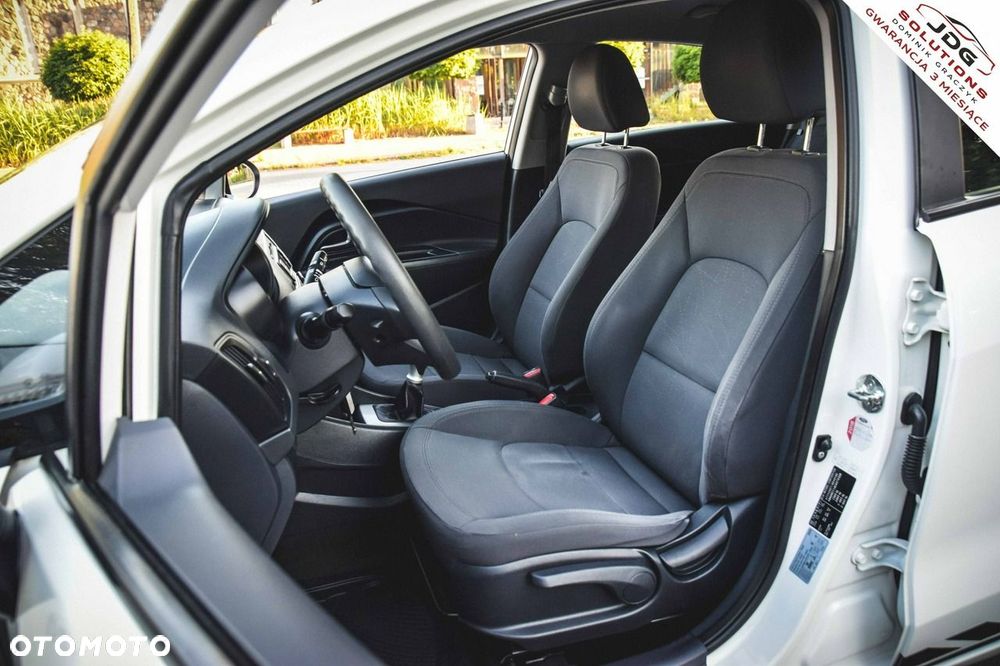 Kia Rio 1.2 Edition 7 - 16