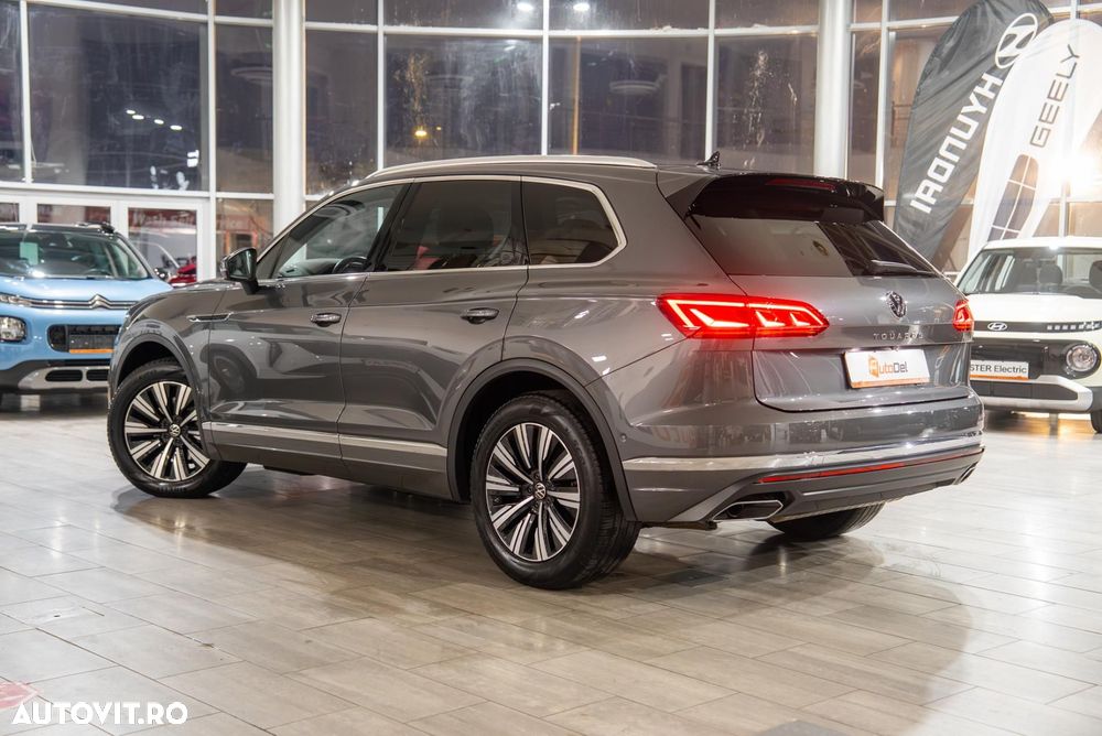 Volkswagen Touareg 3.0 V6 TDI 4Motion DPF Automatik - 11