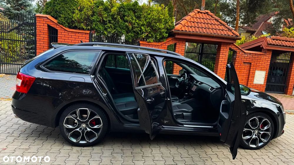 Skoda Octavia 2.0 TDI RS Challenge DSG - 4