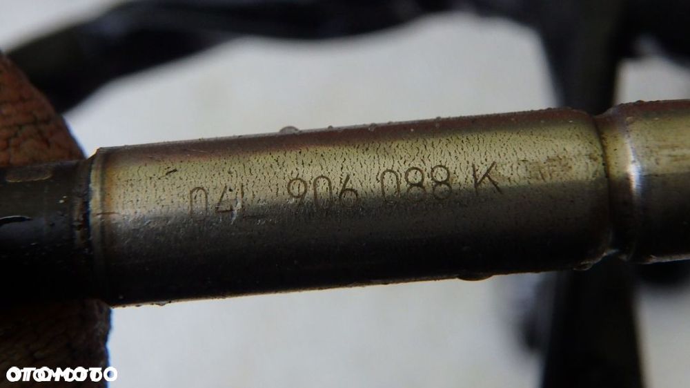 CZUJNIK SPALIN VW GOLF VII 1.6 TDI 04L906088K - 2