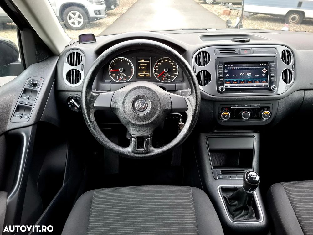 Volkswagen Tiguan 2.0 TDI DPF BlueMotion Technology Trend & Fun - 15