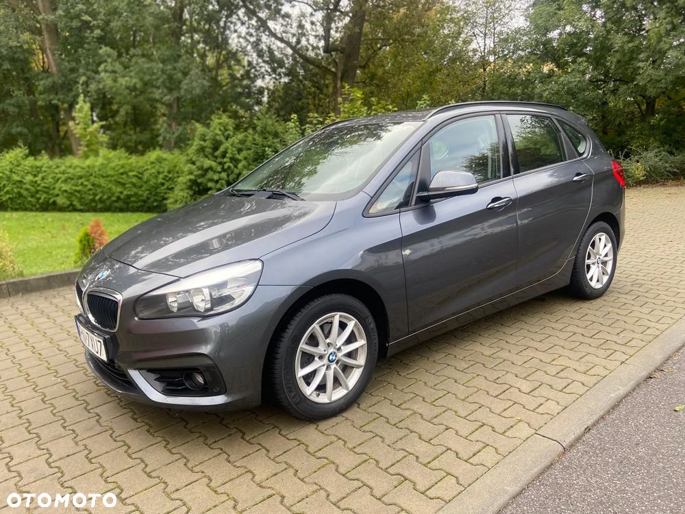 BMW Seria 2 218i - 3
