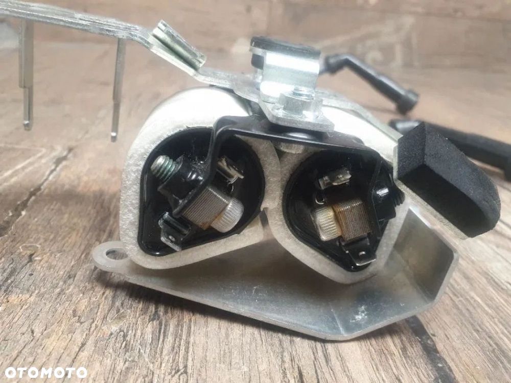 Cewka zapłonowa tył para Yamaha XV1900 CFD Star Eluder Venture - 5