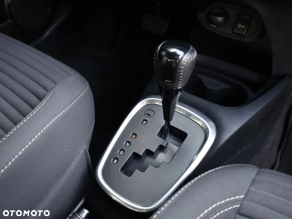 Toyota Yaris Hybrid 100 Premium EU6 - 21