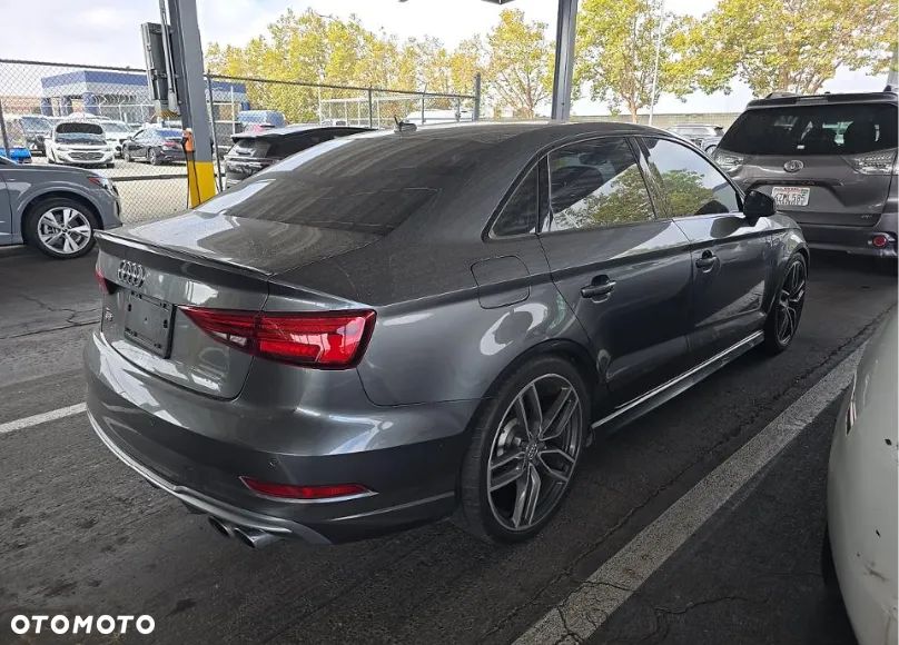 Audi S3 2.0 TFSI Quattro S tronic - 4