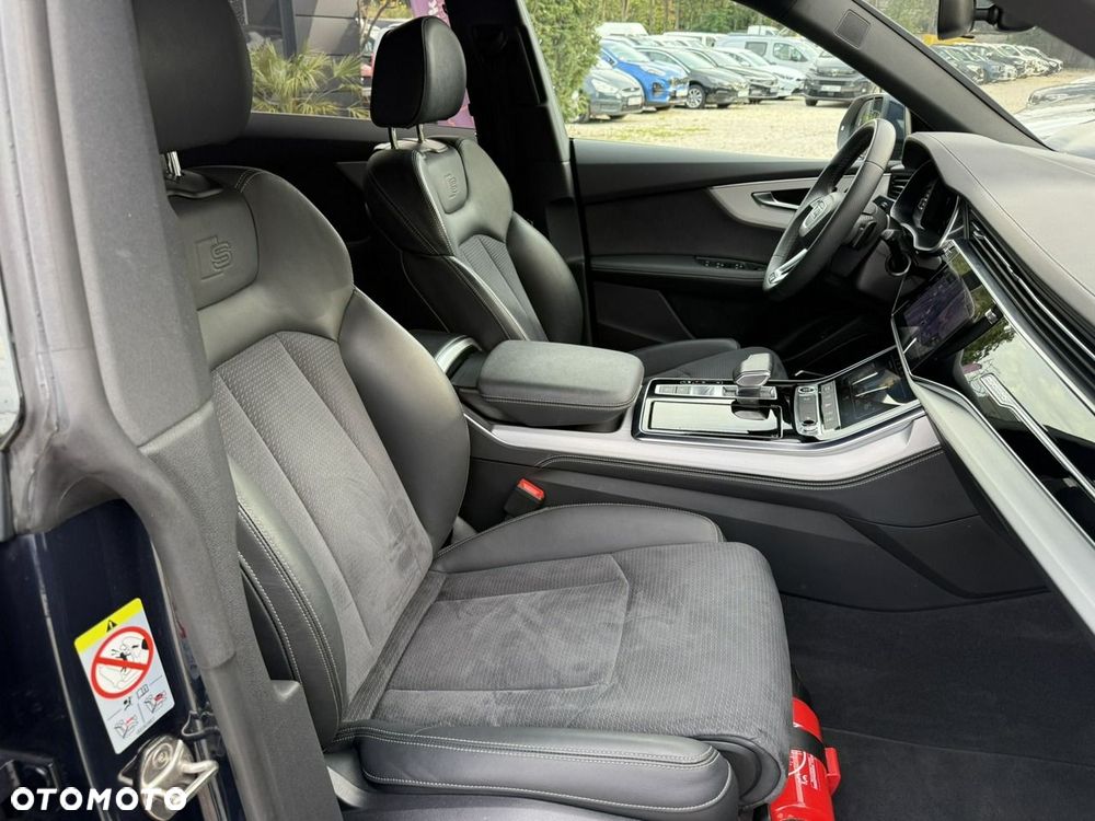 Audi Q8 2023
