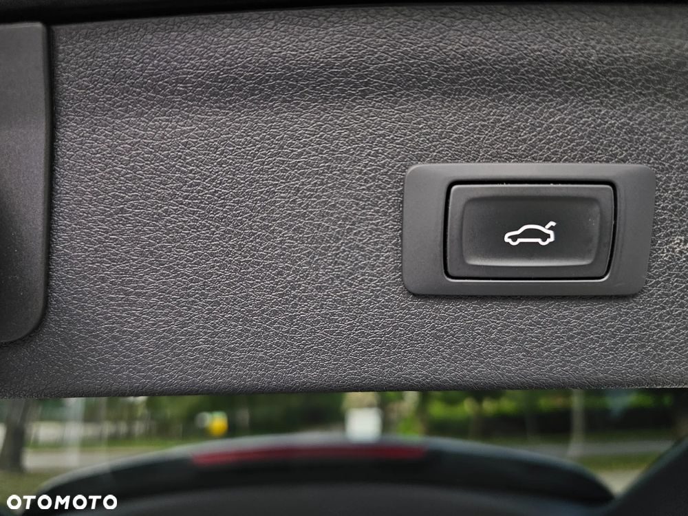 Audi Q3 2.0 TDI Quattro S tronic sport - 14