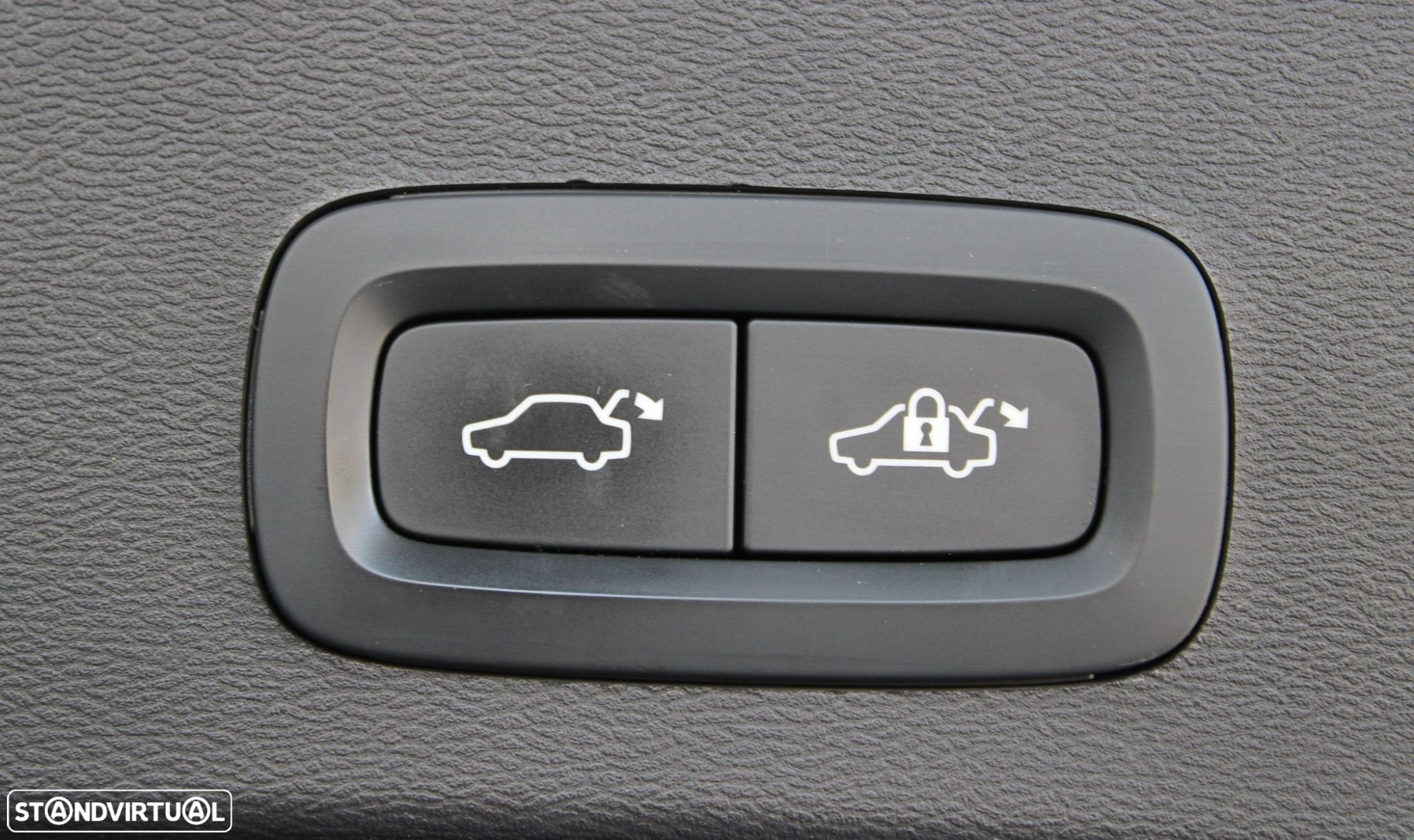 Volvo XC 40 1.5 T5 PHEV Inscription - 14