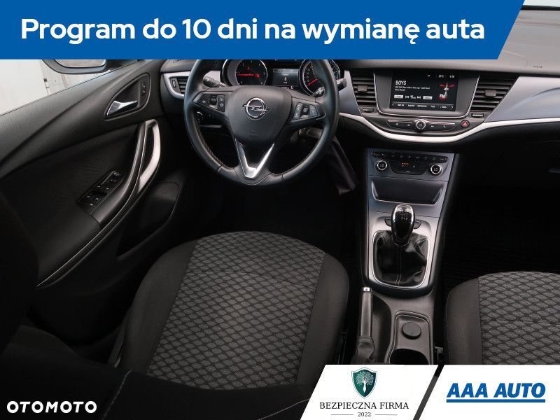 Opel Astra - 8