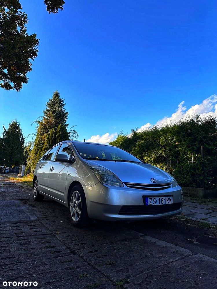 Toyota Prius 1.5 VVT-i Prestige - 7