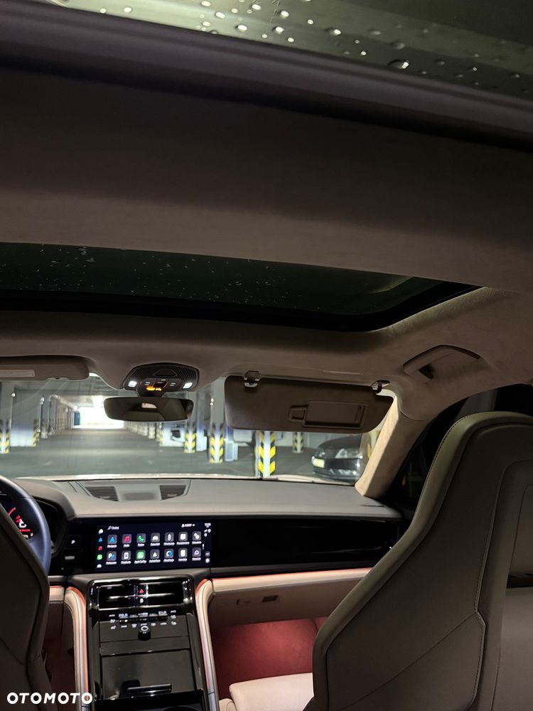 Porsche Panamera 4 - 17