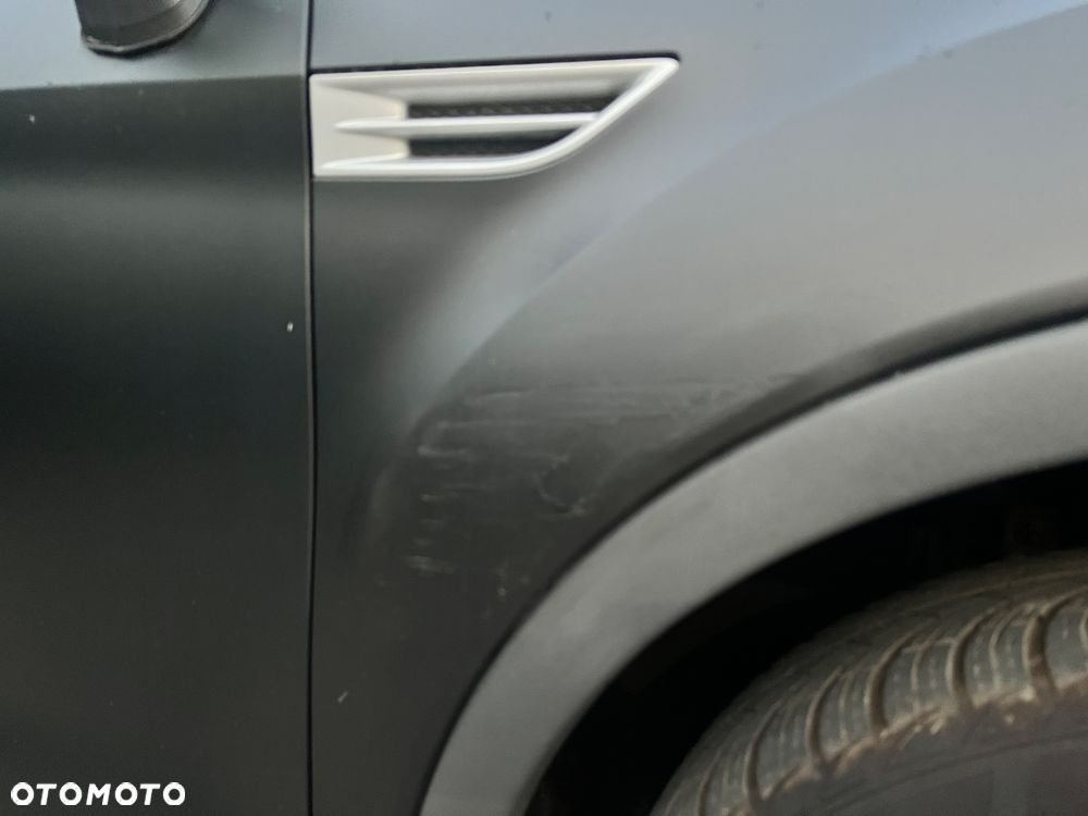 Ford Kuga 2.0 TDCi 2x4 Titanium - 25
