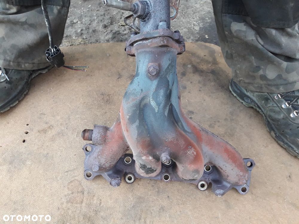Mazda MPV 2.0 16V  FS 99-02 Kolektor Wydechowy - 3