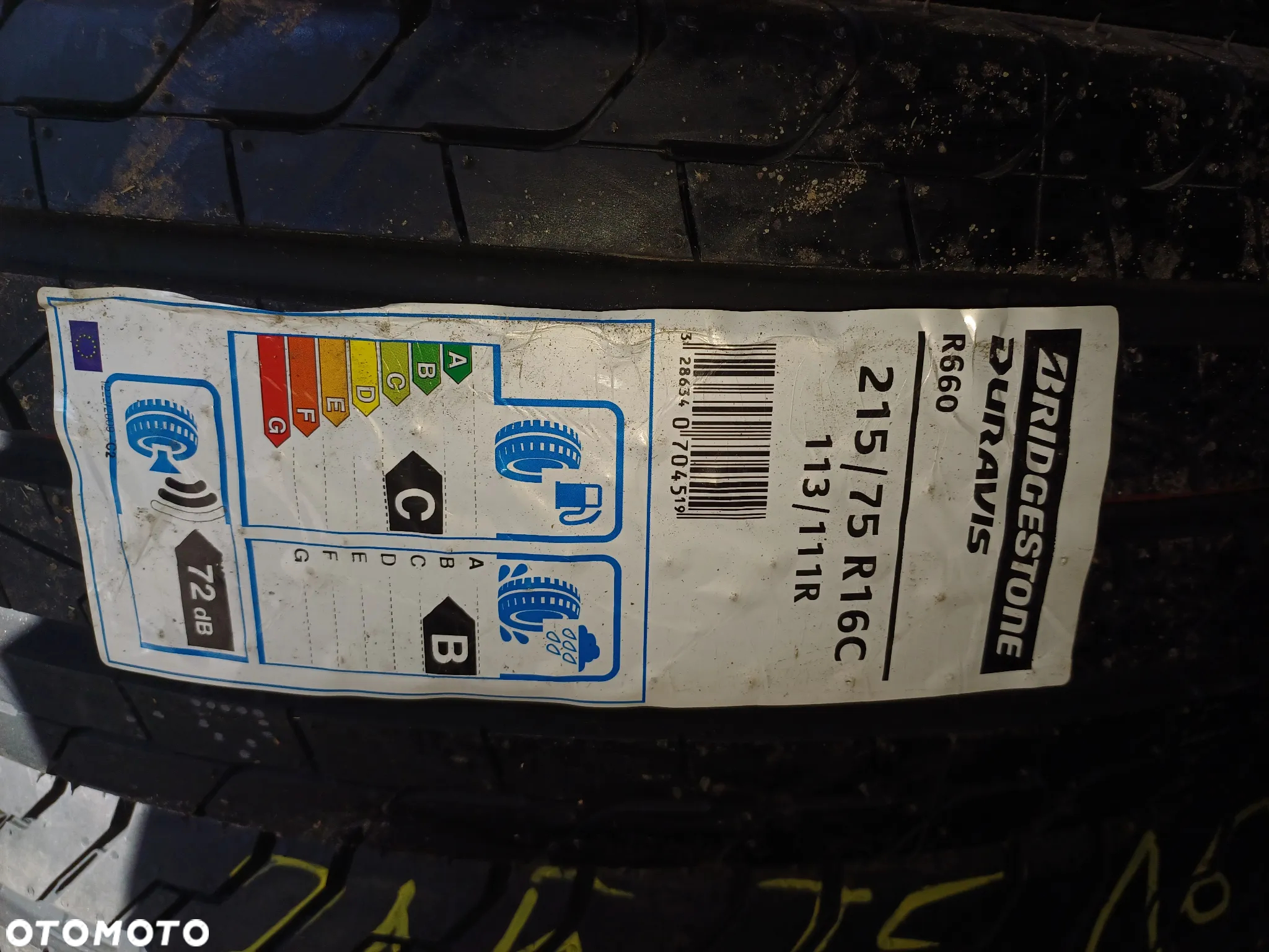 215/75/16C Bridgestone - 2