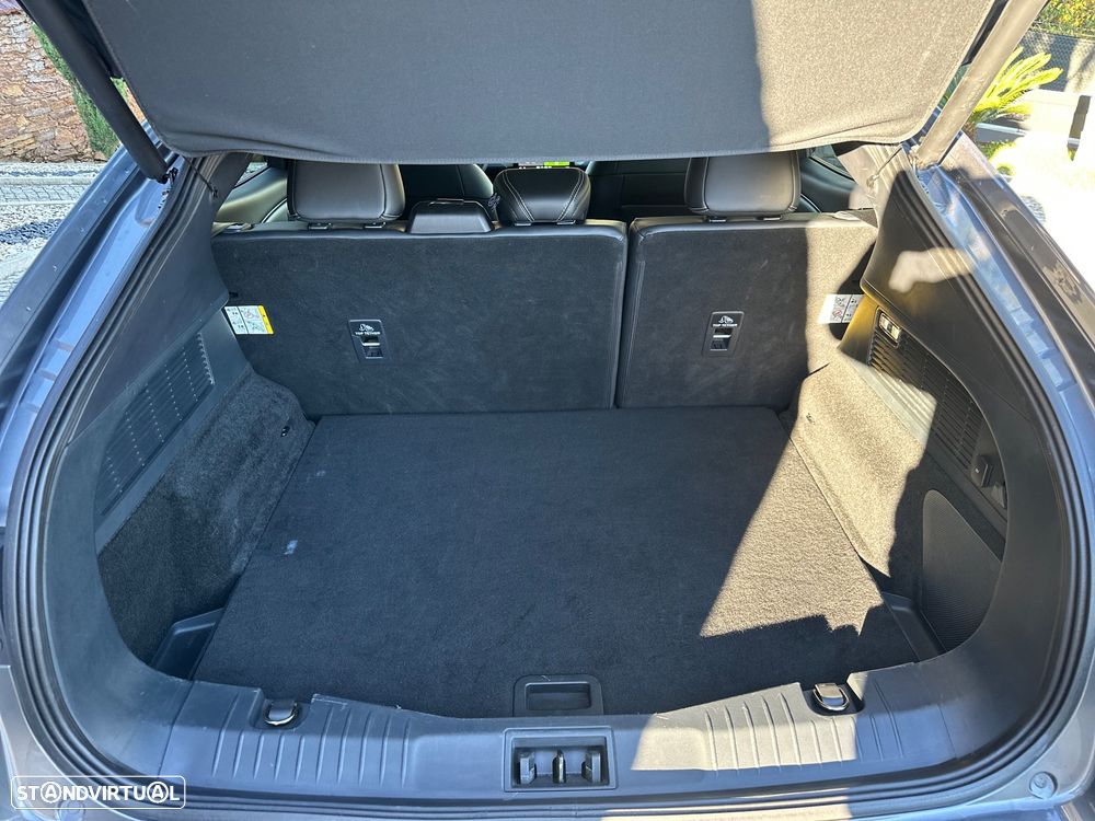 Ford Mustang Mach-E 75.7 kWh Premium AWD - 10