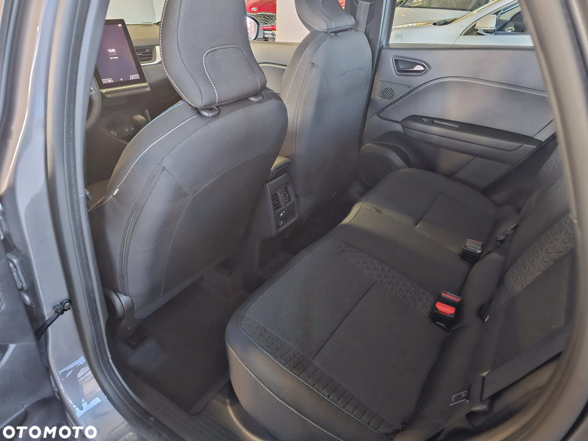 Mitsubishi ASX - 11