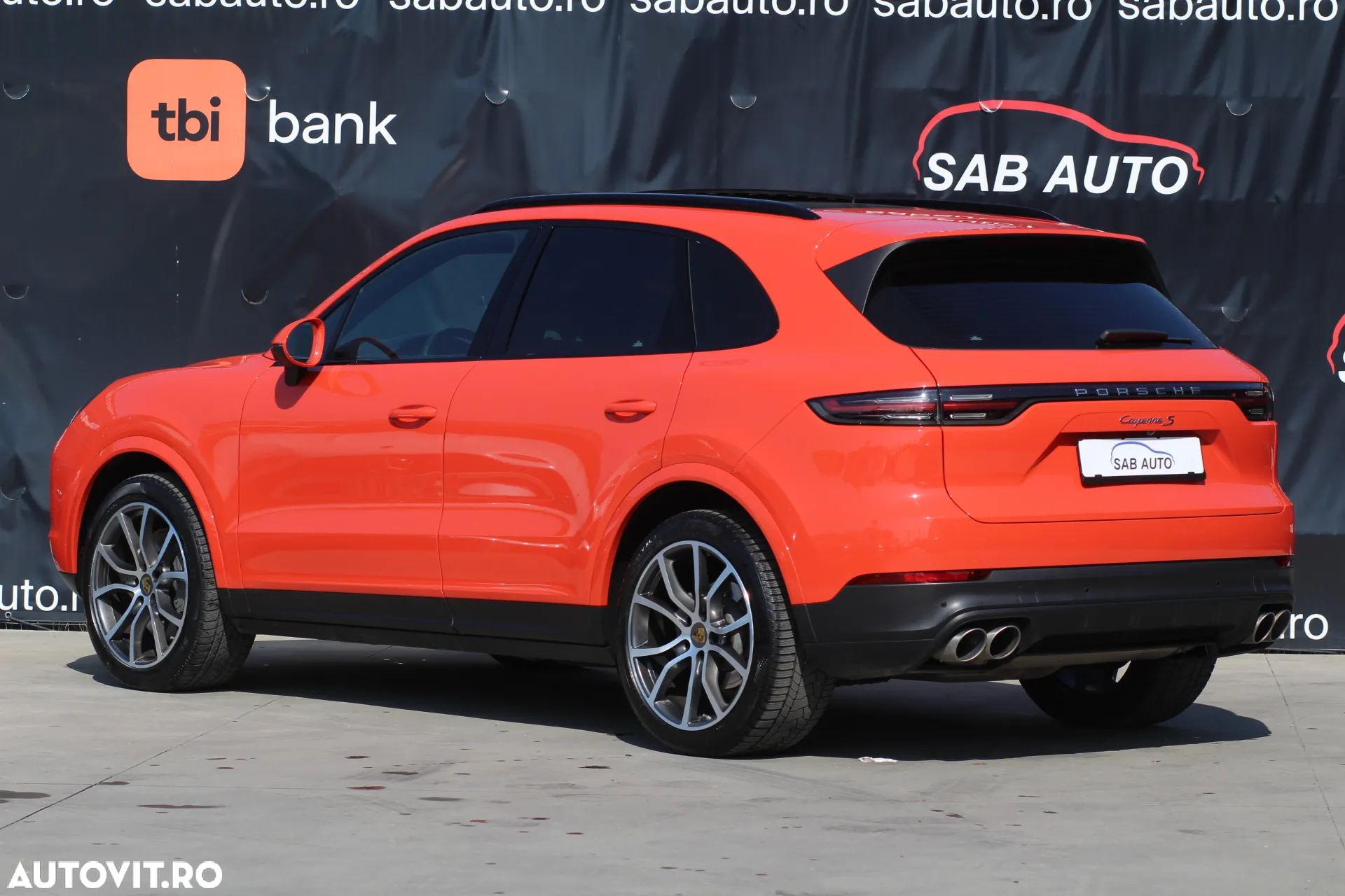 Porsche Cayenne S - 24