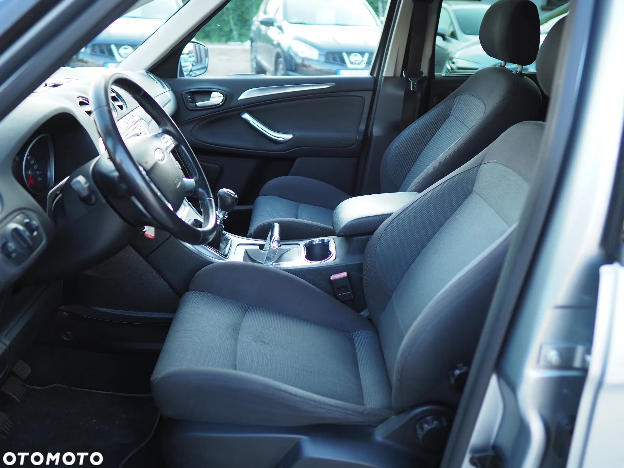 Ford S-Max 2.5 Titanium - 13