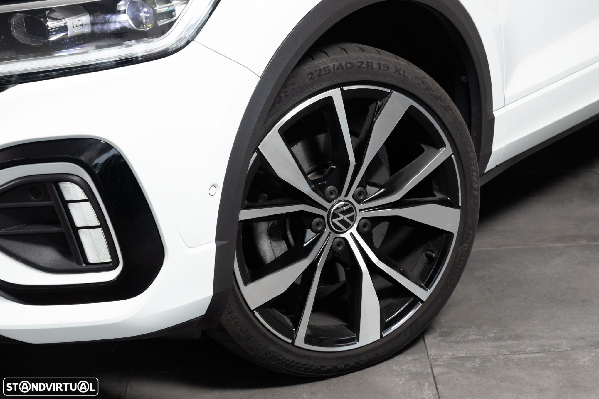 VW T-Roc 1.5 TSI R-Line DSG - 7