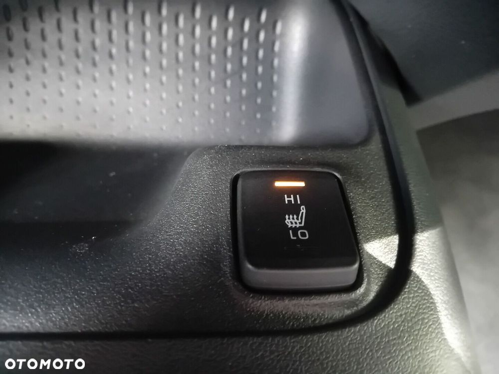 Toyota Corolla - 19