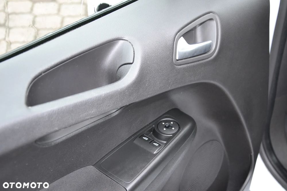 Ford TRANSIT COURIER - 16