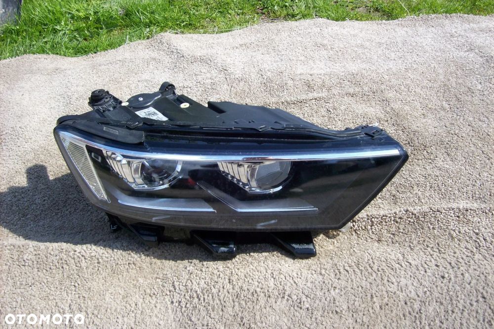 lampa przednia prawa vw t-roc - 1