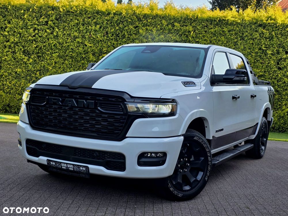 Dodge RAM - 1