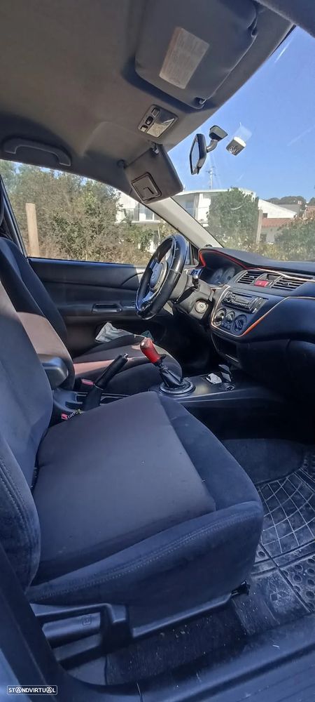 Mitsubishi Lancer SW 1.6 Comfort P2 - 13