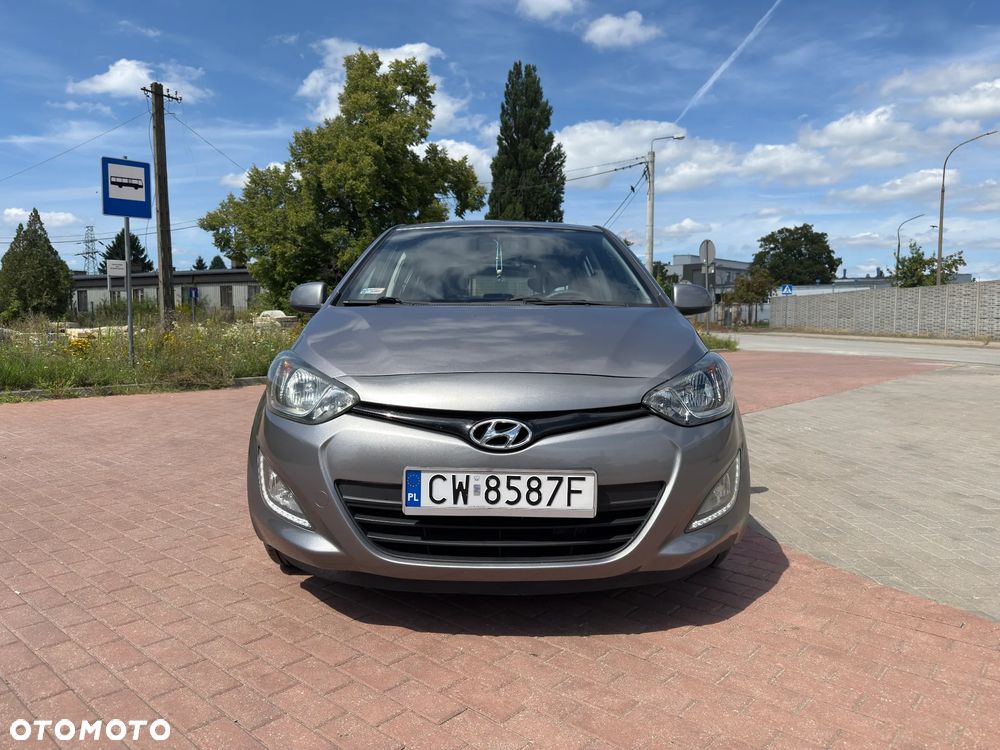 Hyundai i20 1.1 CRDi Style - 9