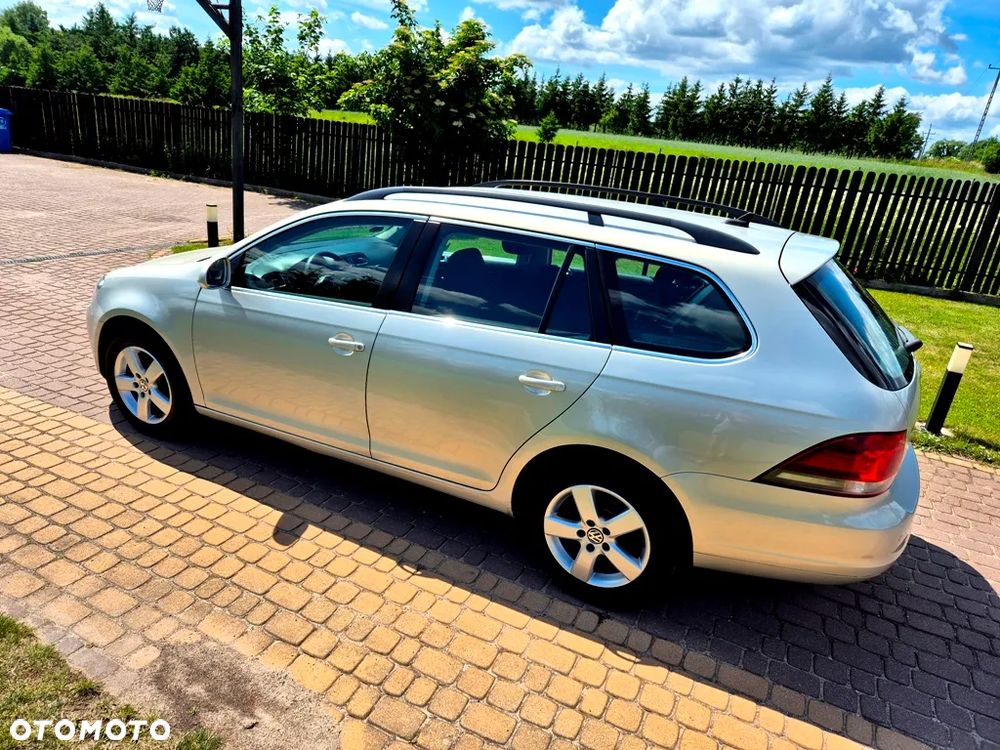 Volkswagen Golf 1.6 TDI Comfortline - 4