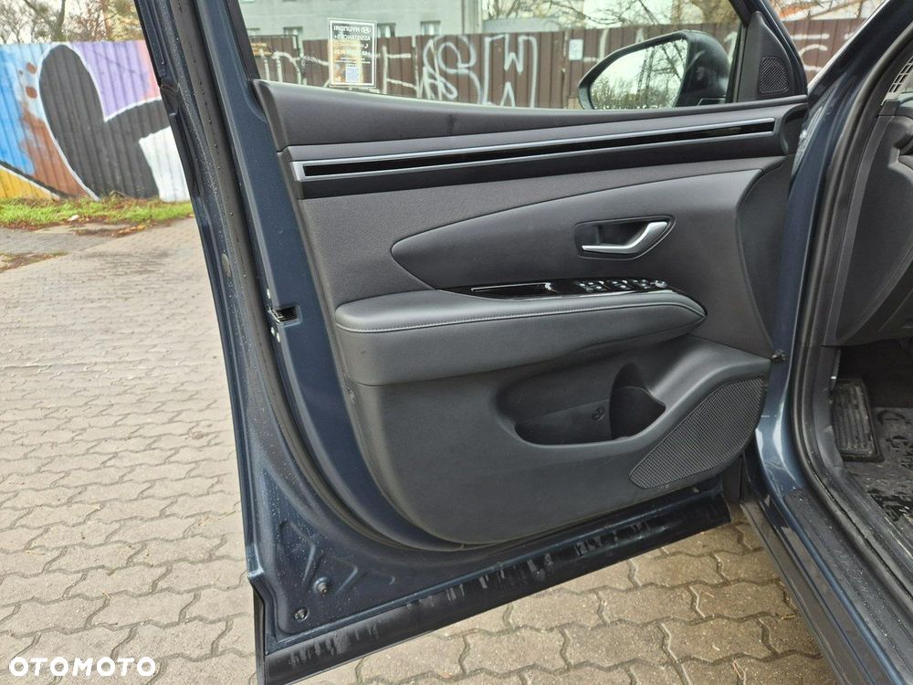 Hyundai Tucson 1.6 T-GDi HEV Smart 2WD - 23