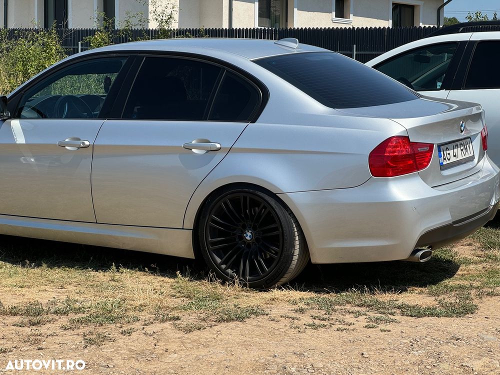 BMW Seria 3 320d - 27