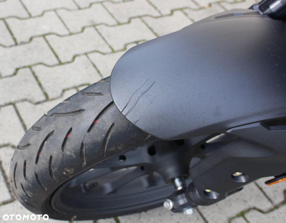 Honda CBF - 23